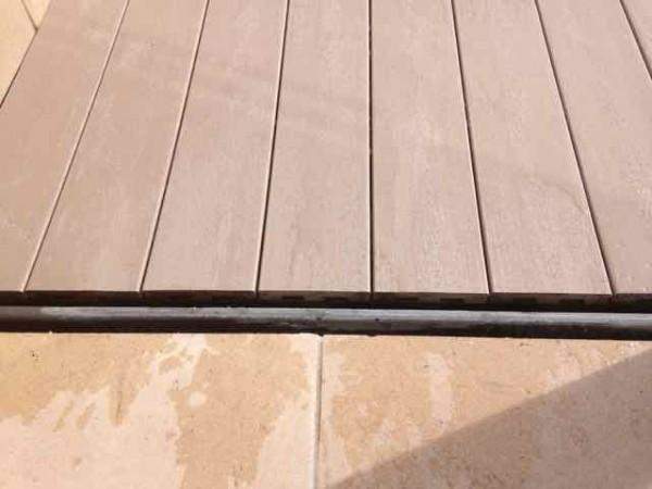 Tous travaux d’aménagement de balcons en bois à Paris