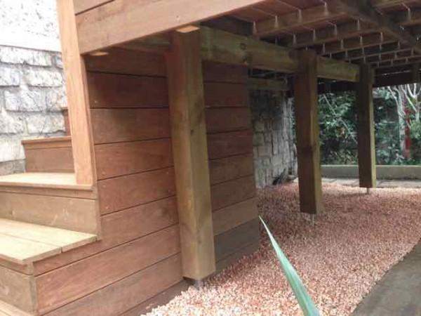 Terrasse en bois sur pilotis Paris